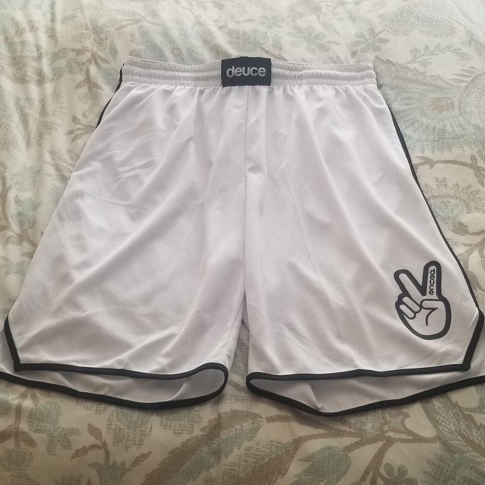 Deuce Basketball Shorts (2XL)